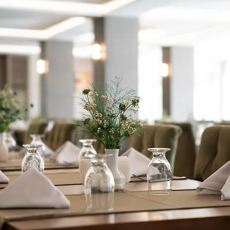 Hierapark Thermal & Hotell 5*