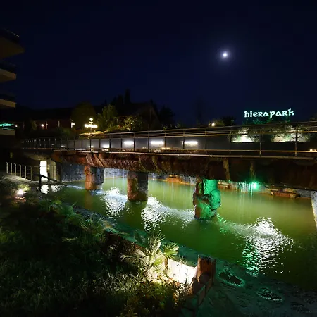 هيرابارك ثيرمال آند سبا فندق