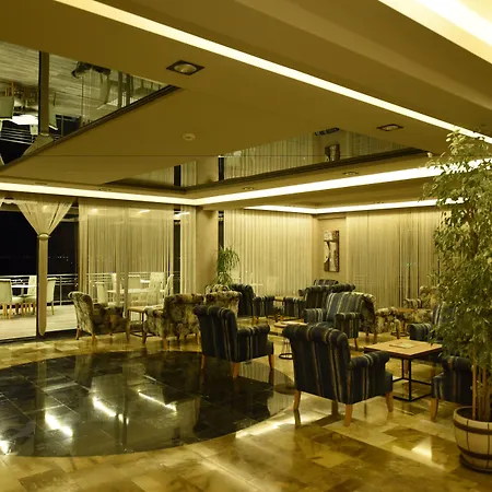 فندق هيرابارك ثيرمال آند سبا 5*